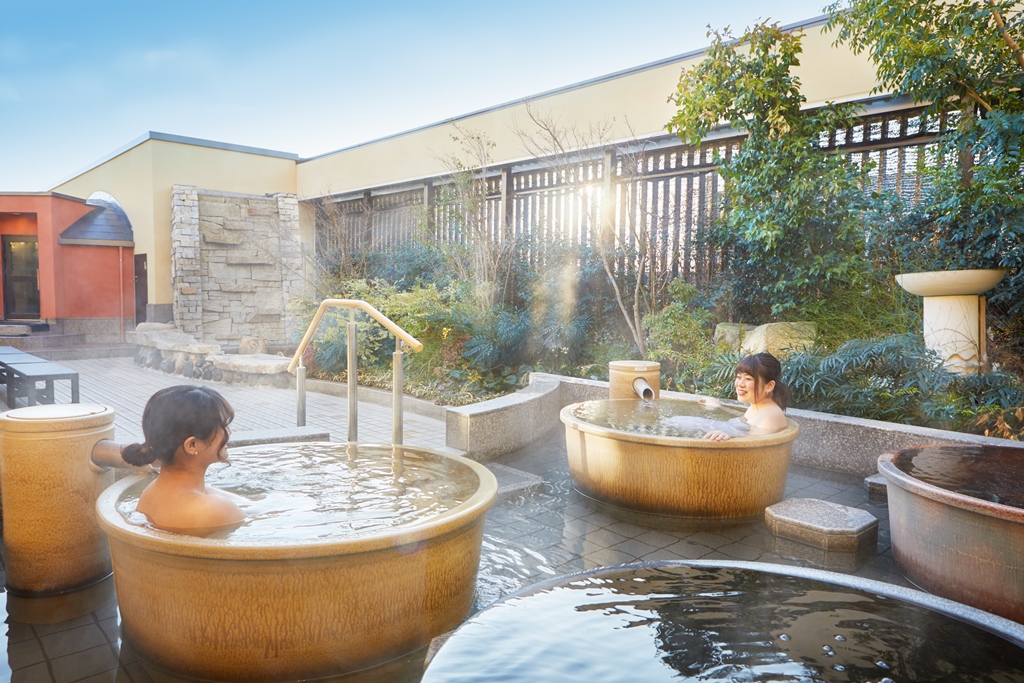 Ĵ̂ƁA5ނ̘IVCy݂B