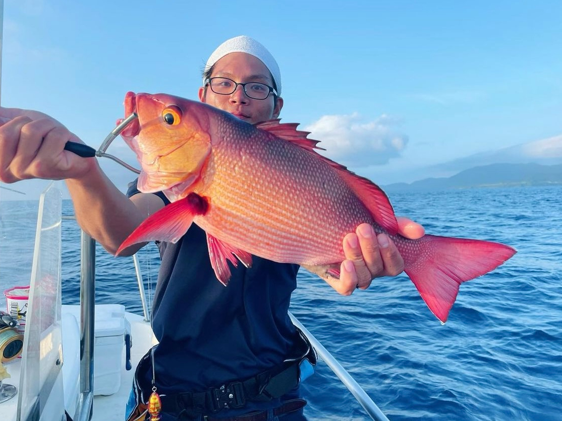 石垣島の赤い魚♪