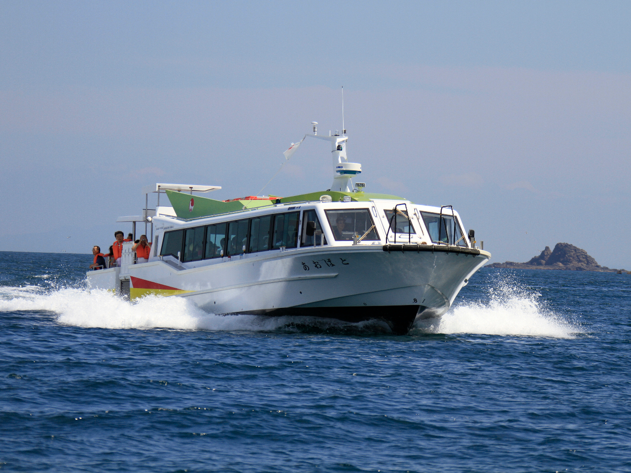 人気No.1【オタモイAコース 90分】目の前に広がる断崖絶壁と雄大な海へ