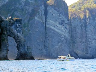 海上観光船「あおばと」潮風を感じて
