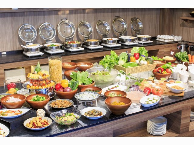 6月13日より開催 ランチハーフバイキング 成田 ホテルランチ ザ エディスターホテル 成田 じゃらん遊び体験