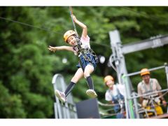 360度変わる景色、ジップラインをお楽しみ下さい♪