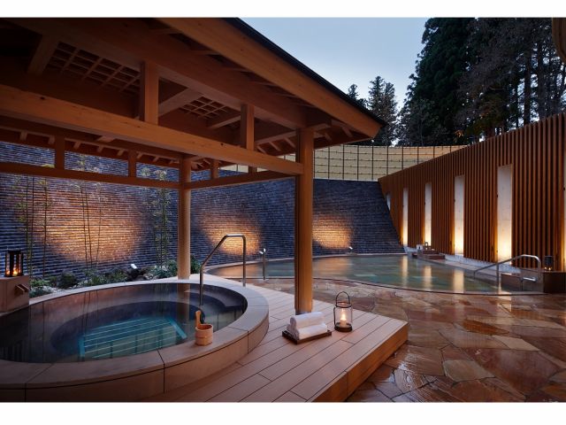 美肌効果の高い弱アルカリ性の天然温泉♪