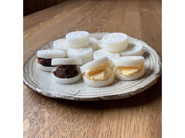 アンコとアイス、一緒に詰めるともっと美味しい。(⌒▽⌒)