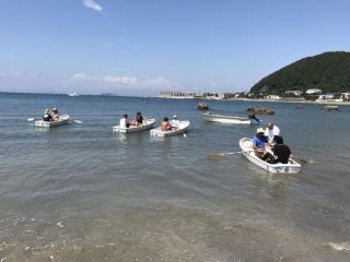 手漕ぎボートで行く 海釣りワークショップ ファミリーや初心者おすすめ 気軽に楽しめる3時間の釣り体験 一色ボート じゃらん遊び体験 手漕ぎボートで行く 海釣りワークショップ ファミリーや初心者おすすめ 気軽に楽しめる3時間の釣り体験 一色ボート じゃらん遊び体験