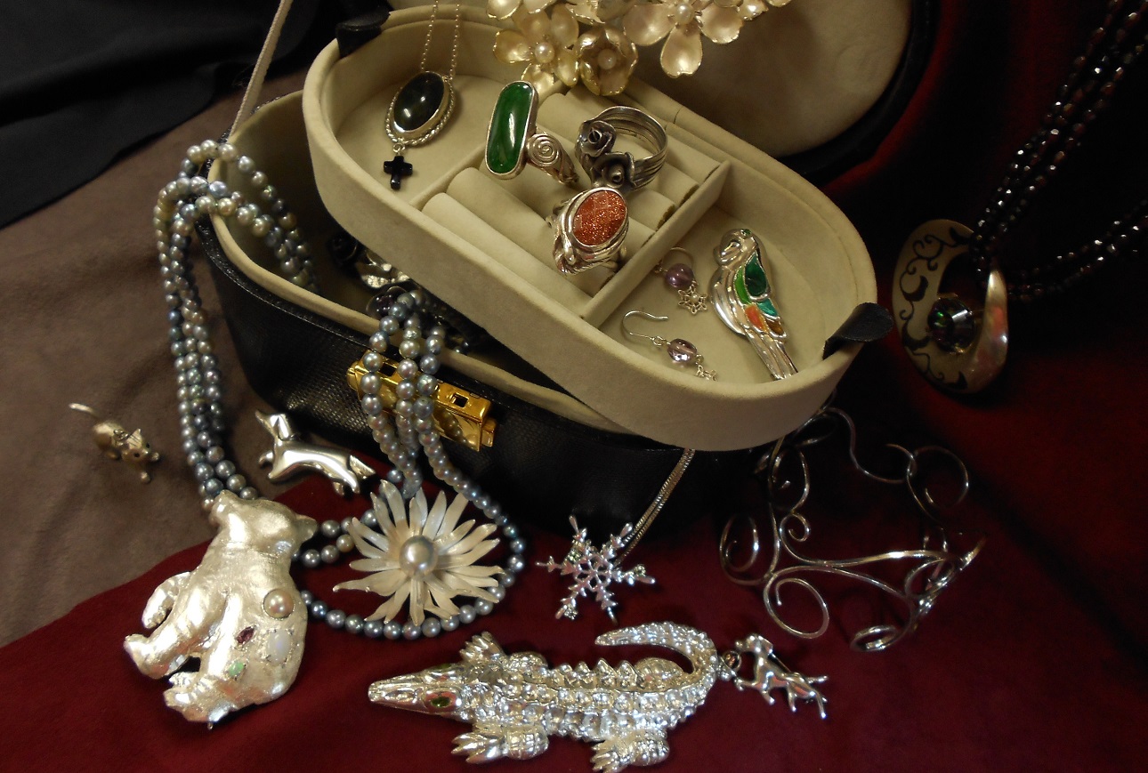 引退品 ハンドメイド彫金 アクセサリーご制作用 ジュエリールース