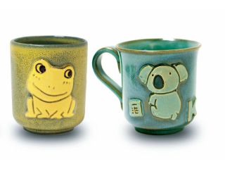 左側のゆのみのデザインをして頂けます