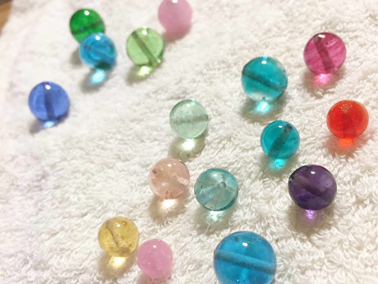 ЂƂЂƂ{ōFƂǂ́u{r[YvIт܂Br[Y̐F݂͂ȈĂ݂Ȃ