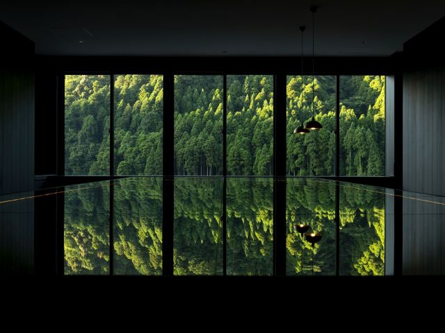 イノベーティブ・鉄板 ワタハン 入り口