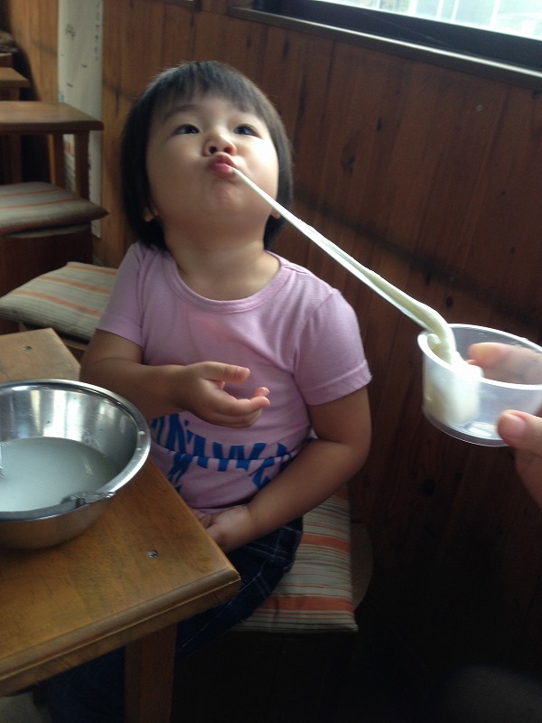 アツアツの出来立てをスグ!食べれます。色んなトッピングソースがあるから自分の好きな味を見つけよう。