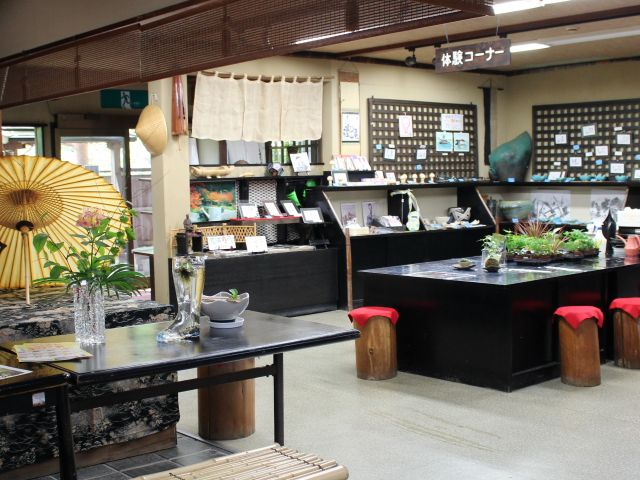 落ち着いた場所でゆっくりと体験頂けます(ひと休み)