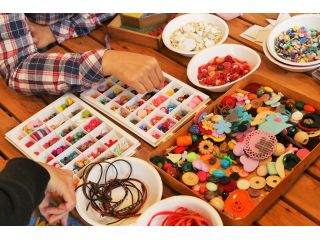 子どもから大人まで楽しめる手作り雑貨 笑顔がかわいい卓上ほうき作り くるるアトリエ じゃらん遊び体験