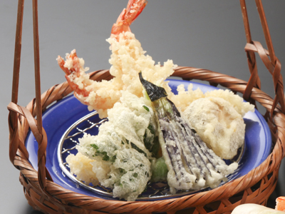 手軽にお愉しみ頂ける天婦羅御膳 (画像はイメージ)、平日は個室をご利用いただけます。