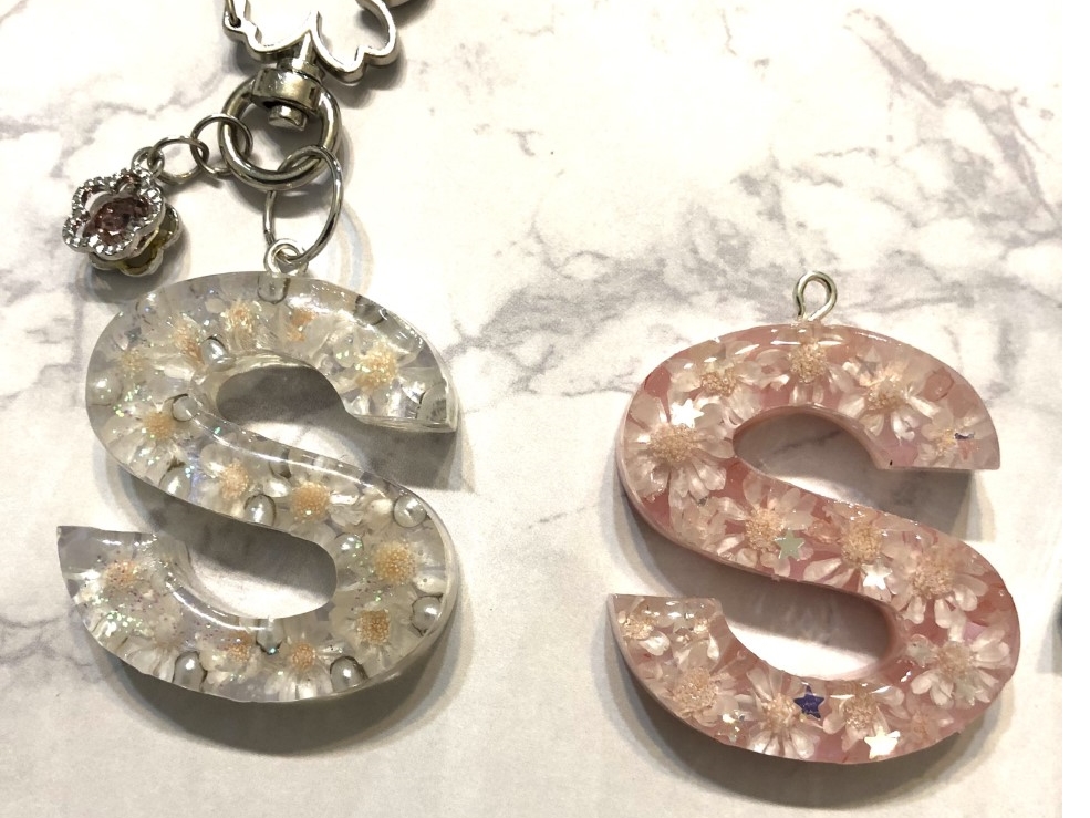 すず☆らん様。ペンダント キーホルダー マグネット レジン すず☆らん様。ペンダント キーホルダー マグネット レジン