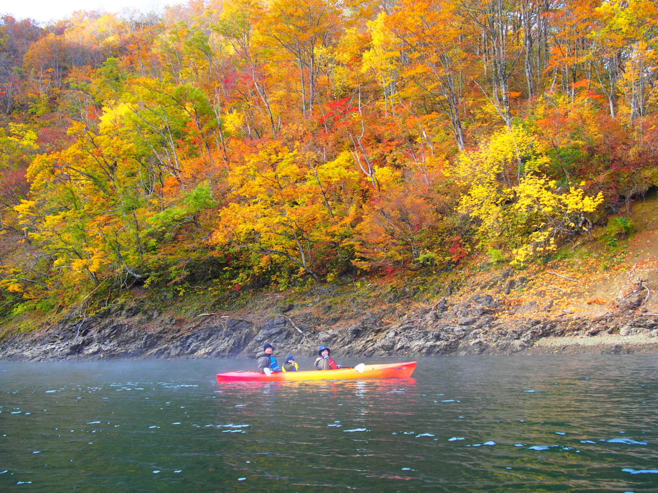 九頭竜湖ファミリーカヤックツアーcafe on lake