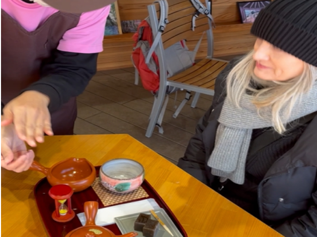 ���X�̒n���X�^�b�t���e�ؒ��J�ɋ����Ă����̂ŏ��߂Ăł����S�I