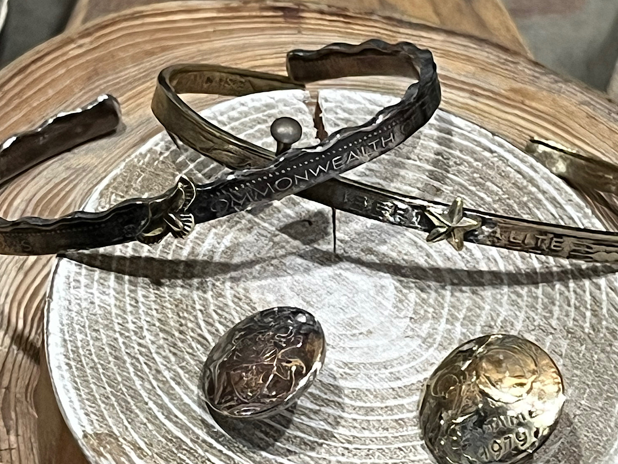 奈良県・天理市】全国初！！2枚のコインからバングルを作る体験/SWING