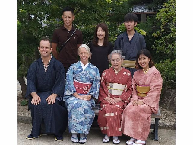 国際色豊かなご家族の家族写真