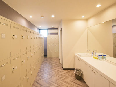 ybJ[[zbJ[AϑAV[[̐ԂłB