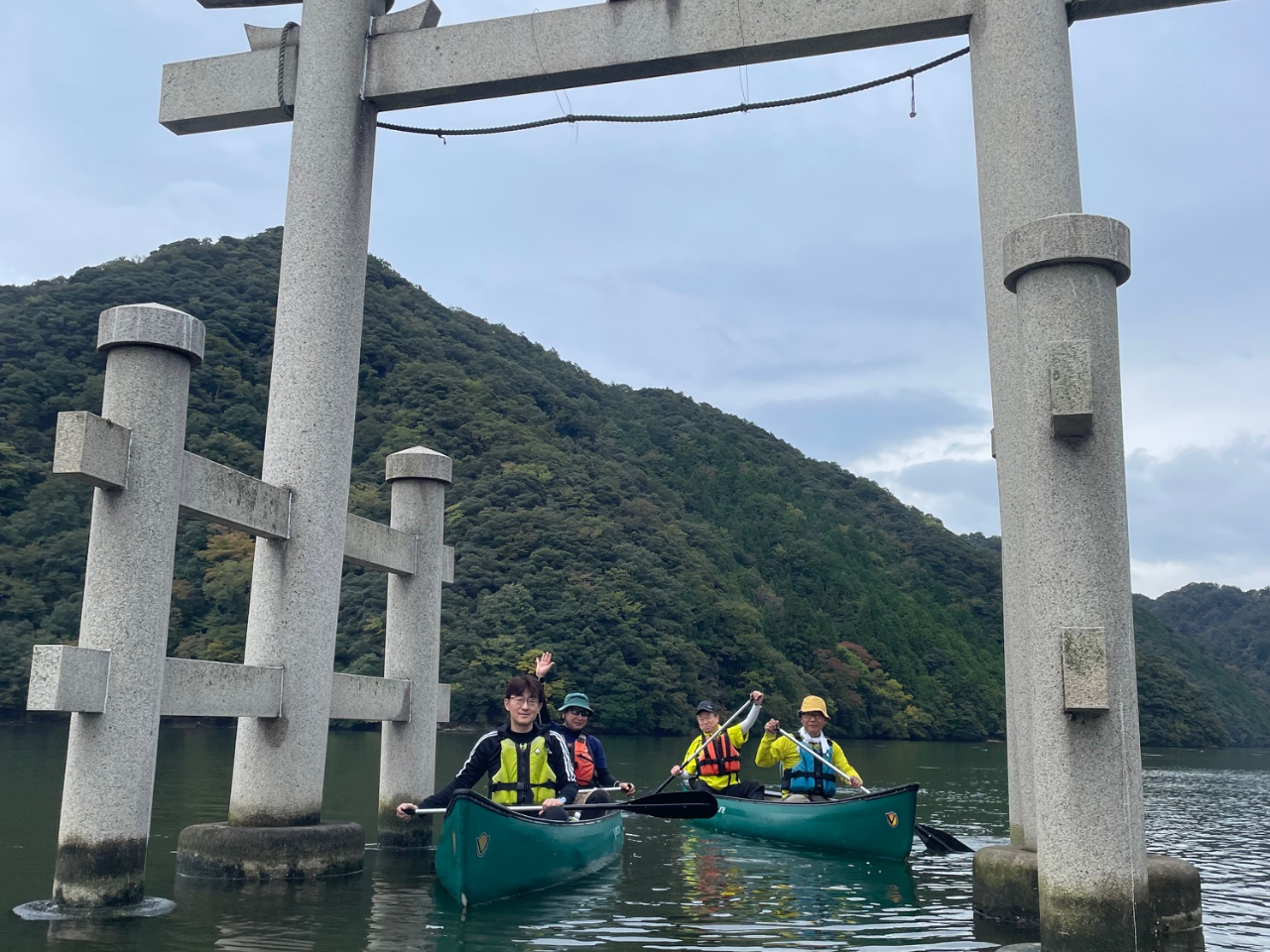 �y�X�Y�E�_�Ђ̒���