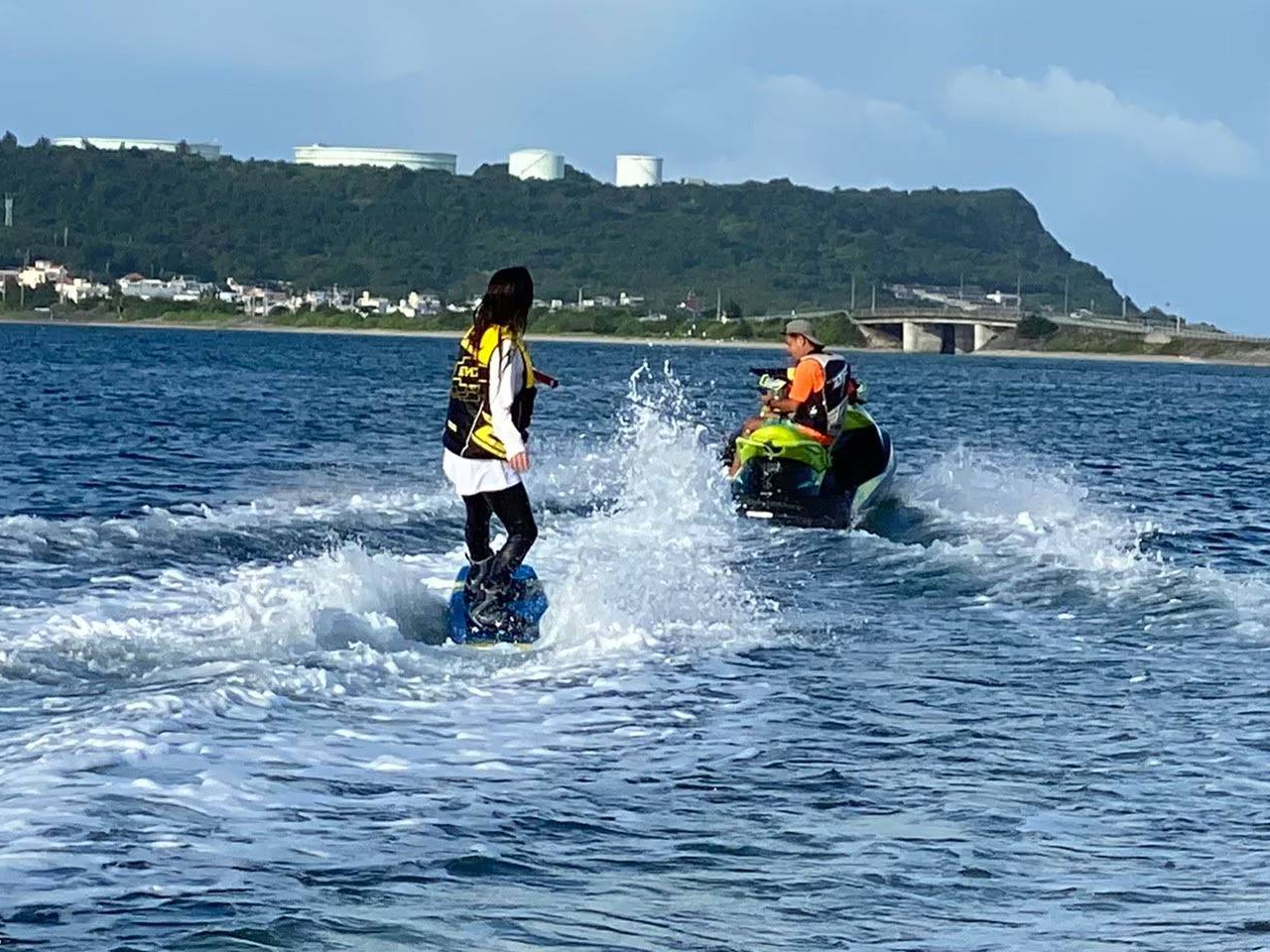 沖縄ならではの海の青さを体験♪