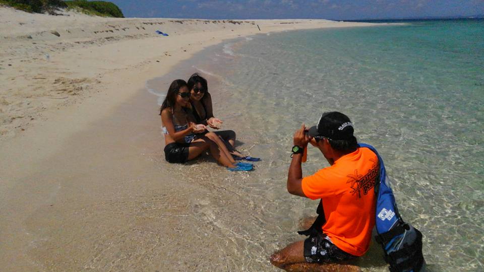 �K�C�h�X�^�b�t���ʐ^�B�e�̂���`���v���܂���