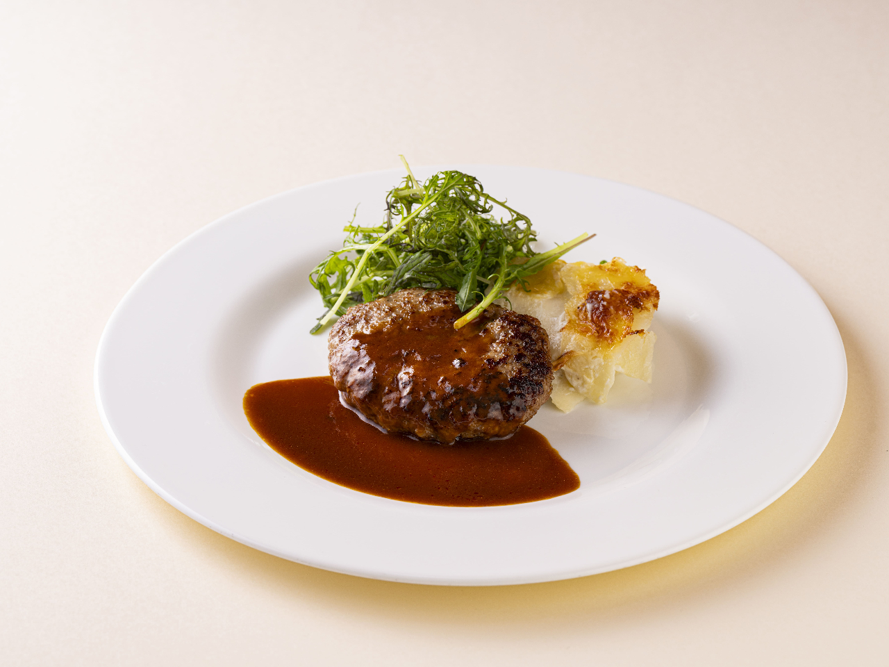 ハンバーグステーキ デミグラスソース