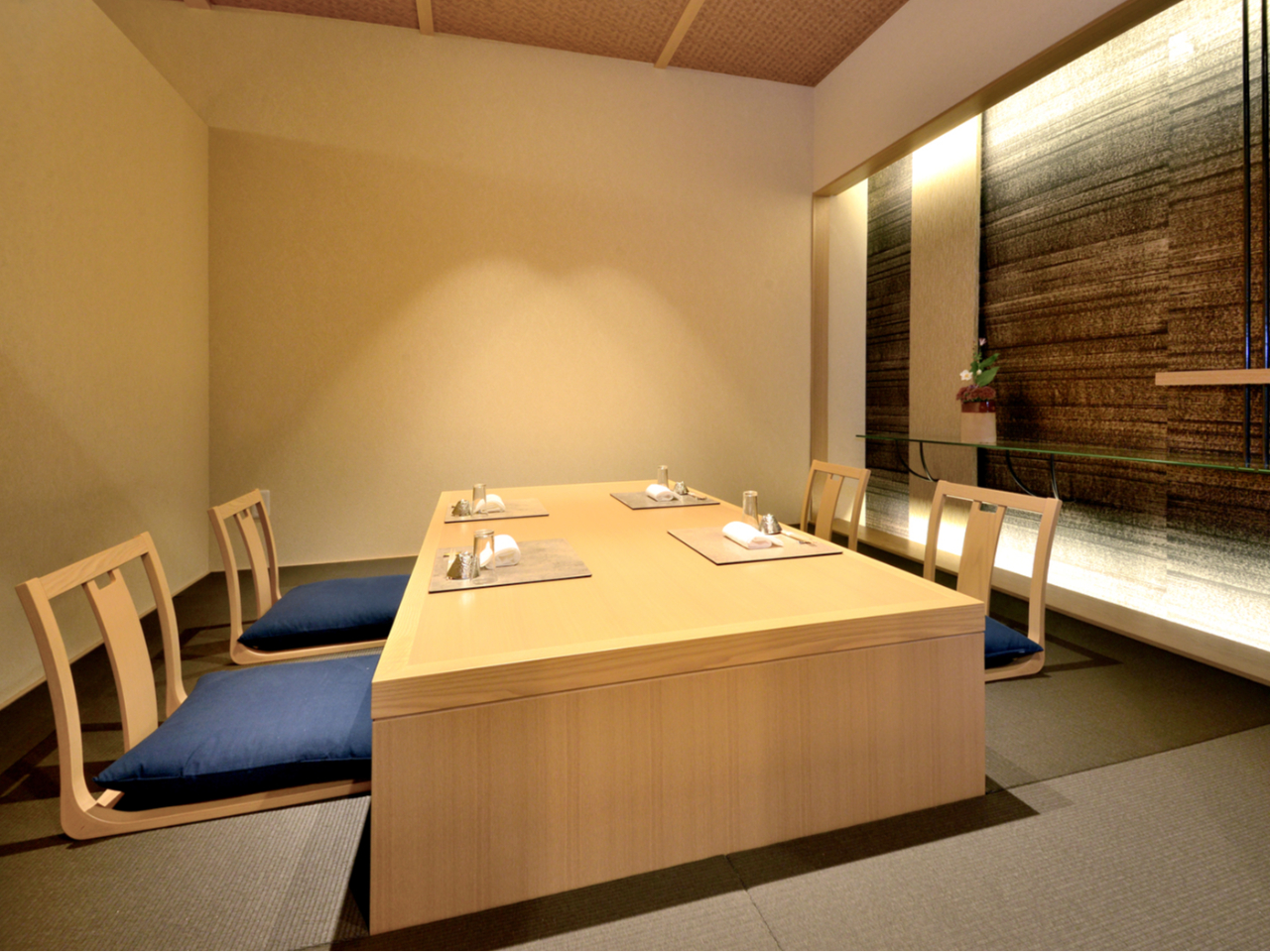 ききょう(4名様まで収容)掘りごたつ