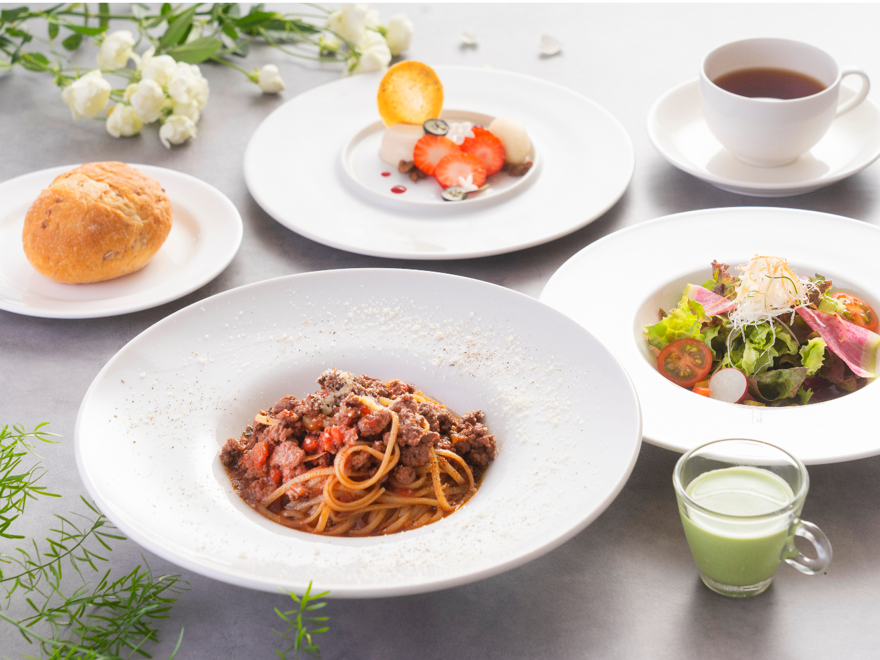 パスタセットのメニュー例(内容は変わる場合がございます)