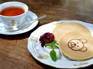 ���݂̃J�t�F����l�C��