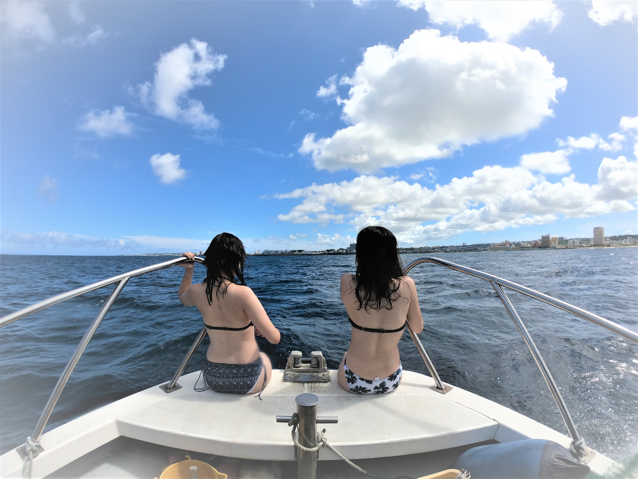 ラクラクボートで沖縄の海を大満喫しましょう!