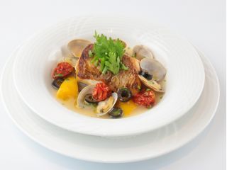 選べるメインディッシュは「下町洋食メニュー」からお好きな料理を1品お選びいただけます。(イメージ)