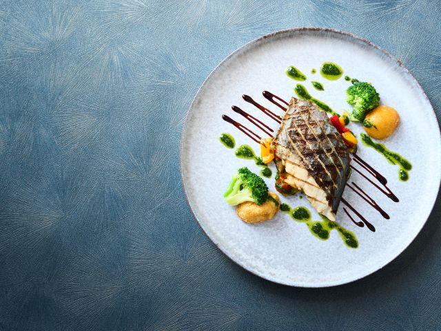 おすすめ料理 白身魚のオーブン焼き 追加料金+200円