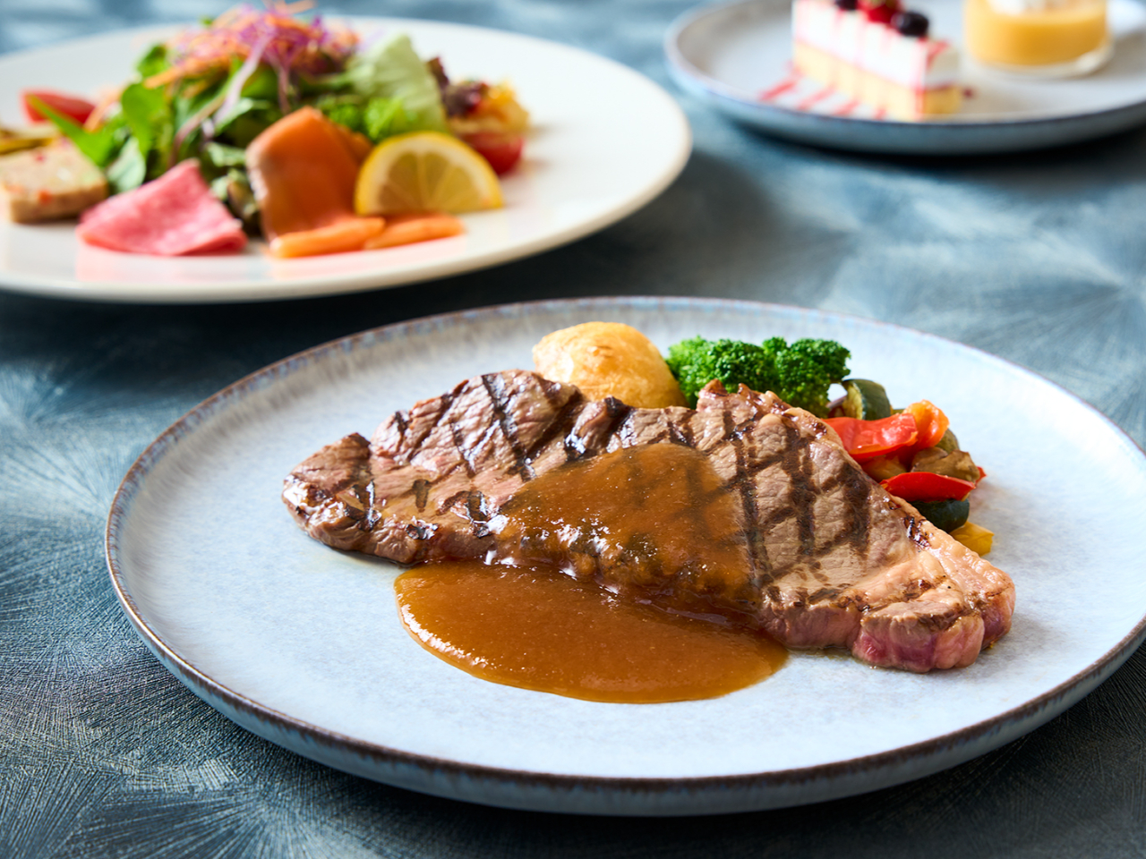 おすすめ追加料理サーロインステーキ 追加料金+400円