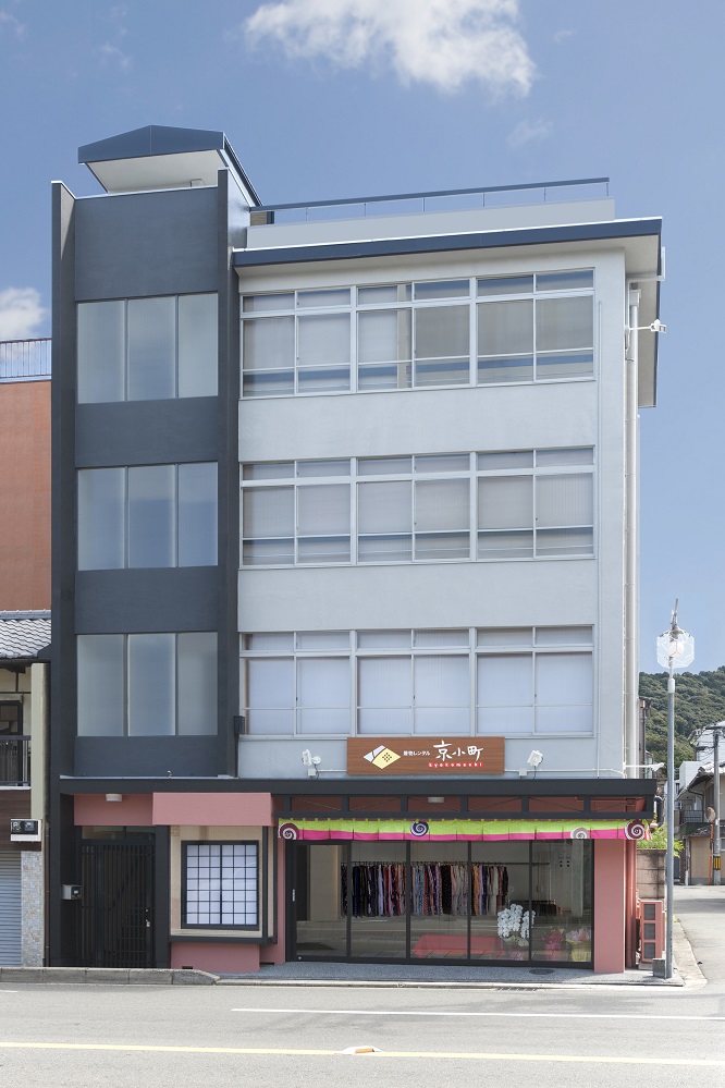 �r���꓏�i1�e�`4�e�j�ŉc�Ƃ��Ă���܂��̂ł������ƒ��t���������Ē����܂��B�������o�X�������̗��n�B�������⍂�䎛�A����_�Ђ܂œk�������B