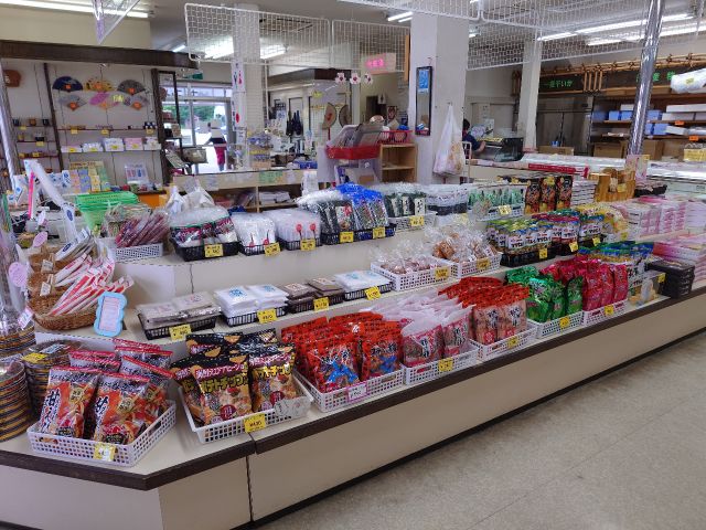 佐渡のお土産も豊富に取りそろえております!お気軽にお立ち寄りください♪