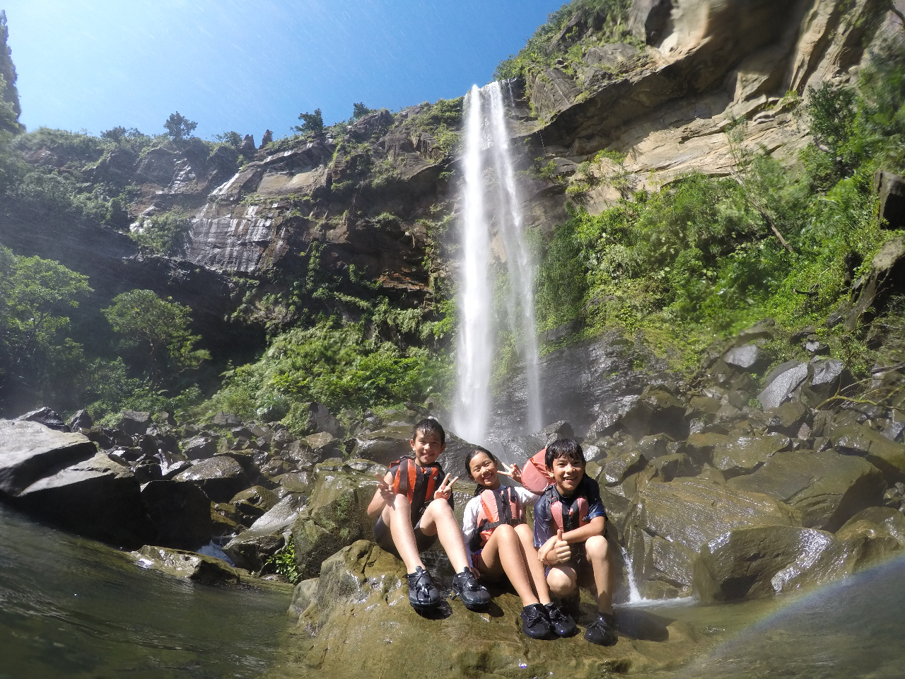 \̈ԐlCIsiCT[̑ꁙ\ɗς肱Jk[gbLOVт̌łoX̎ꂽlCR[Xł