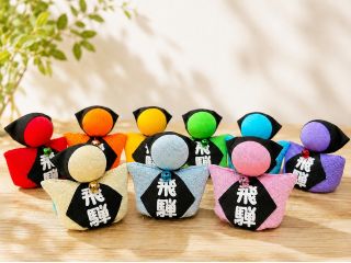 豊富なカラーの中から2色選びます♪