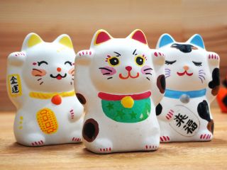 開運の絵付け体験!右手・左手・両手上げの3種類♪