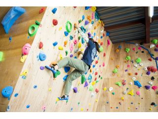 土日プラン 上尾 ボルダリング 初めての方にオススメ レンタルシューズ込みの体験ボルダリング Bonobo Bouldering Space じゃらん遊び体験