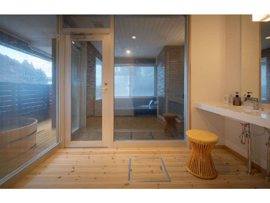 貸し切り風呂【椿】プラン(60分) 内風呂と檜の露天風呂を貸切でお楽しみ頂けます♪