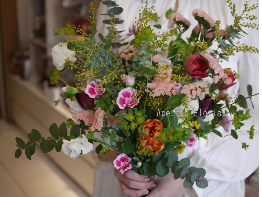 地域共通クーポン対象 フローリストに教わる生花の花束づくり体験 名古屋 伏見 フラワーアレンジメント アペルティオーフローリス じゃらん遊び体験 地域共通クーポン対象 フローリストに教わる生花の花束づくり体験 名古屋 伏見 フラワーアレンジメント アペルティオーフローリス じゃらん遊び体験