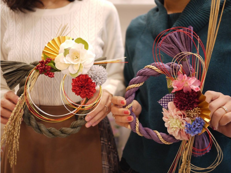 g̍DȂߓ̐FAԁAIōĂ܂B