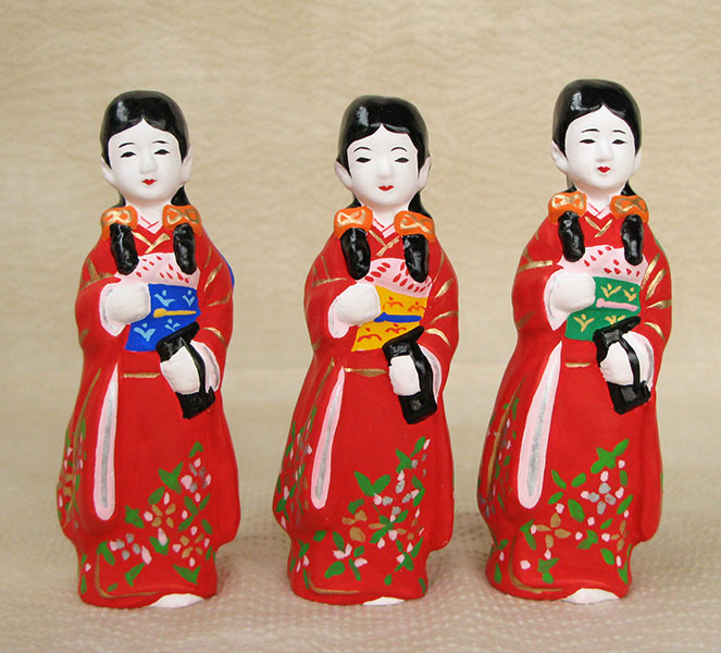 娘人形 お下げの土人形の絵付け体験 八橋人形伝承の会 じゃらん遊び体験 娘人形 お下げの土人形の絵付け体験 八橋人形伝承の会 じゃらん遊び体験