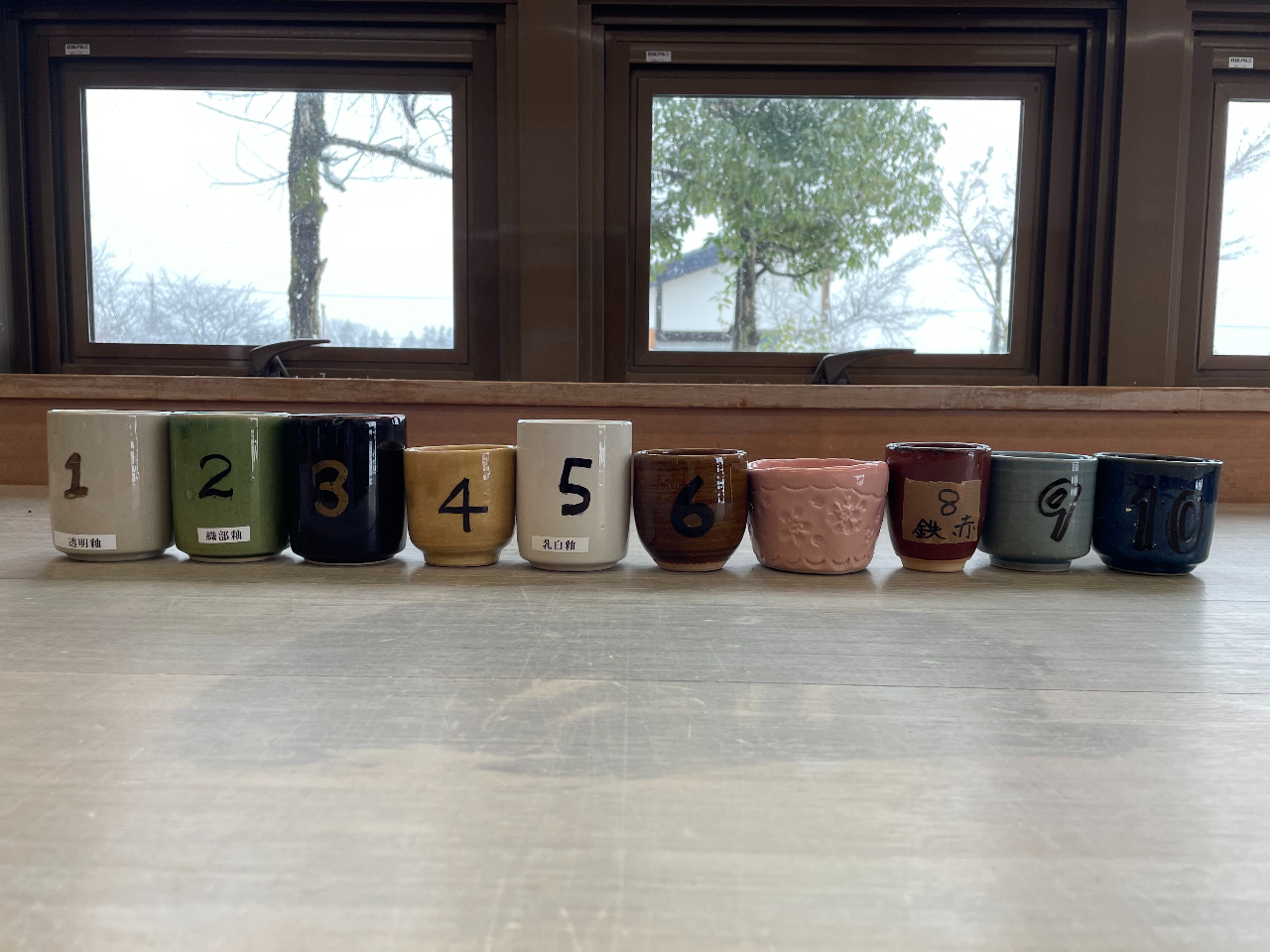 iłA10F̐F{̒DȐF1FIԂƂł܂BF͎̂̂gpĂ܂̂ŁǍɂĕς邱Ƃ܂B