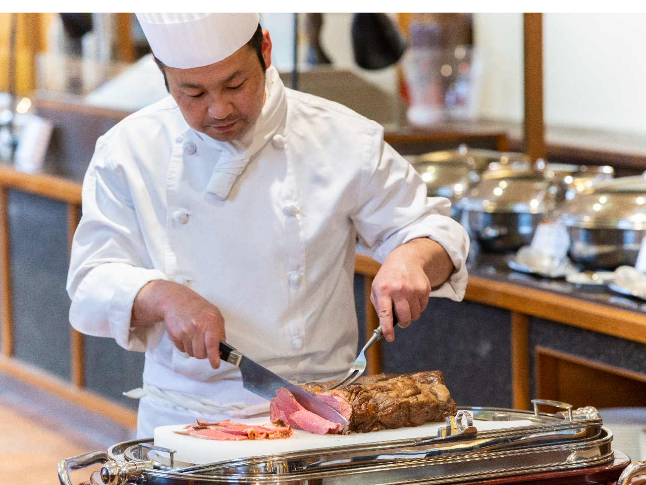 �y���C�u�L�b�`���z���[�X�g�r�[�t�̃J�[�r���O�T�[�r�X