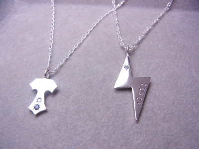 お客さまの作品3。プレゼントで作った作品。デザインから作れるので本当の心のこもったプレゼントが出来上がります♪