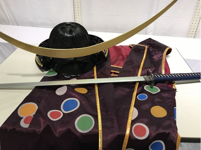 じゃらん限定プラン 通常2500円 00円 ご家族での記念に 兜に陣羽織 刀を持ってポーズを決めれば あっという間に伊達 政宗に変身 兜体験 入館チケット お得なセットプラン ファミリーに人気 みちのく伊達政宗歴史館 じゃらん遊び体験 じゃらん限定プラン 通常2500円 00円 ご家族での記念に 兜に陣羽織 刀を持ってポーズを決めれば あっという間に伊達 政宗に変身 兜体験 入館チケット お得なセットプラン ファミリーに人気 みちのく伊達政宗歴史館 じゃらん遊び体験