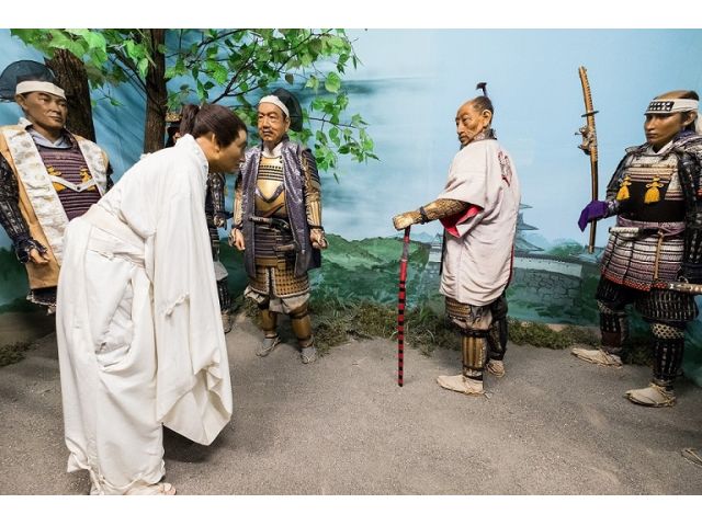 じゃらん限定プラン 通常2500円 00円 ご家族での記念に 兜に陣羽織 刀を持ってポーズを決めれば あっという間に伊達政宗 に変身 兜体験 入館チケット お得なセットプラン ファミリーに人気 みちのく伊達政宗歴史館 じゃらん遊び体験 じゃらん限定プラン 通常2500円 00円 ご家族での記念に 兜に陣羽織 刀を持ってポーズを決めれば あっという間に伊達政宗 に変身 兜体験 入館チケット お得なセットプラン ファミリーに人気 みちのく伊達政宗歴史館 じゃらん遊び体験