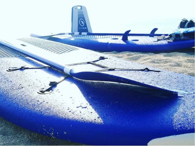 ダブルアップのSUPはなんと座れるんです。初心者もお子様も安心!海のお散歩、お気軽にご予約くださいね。